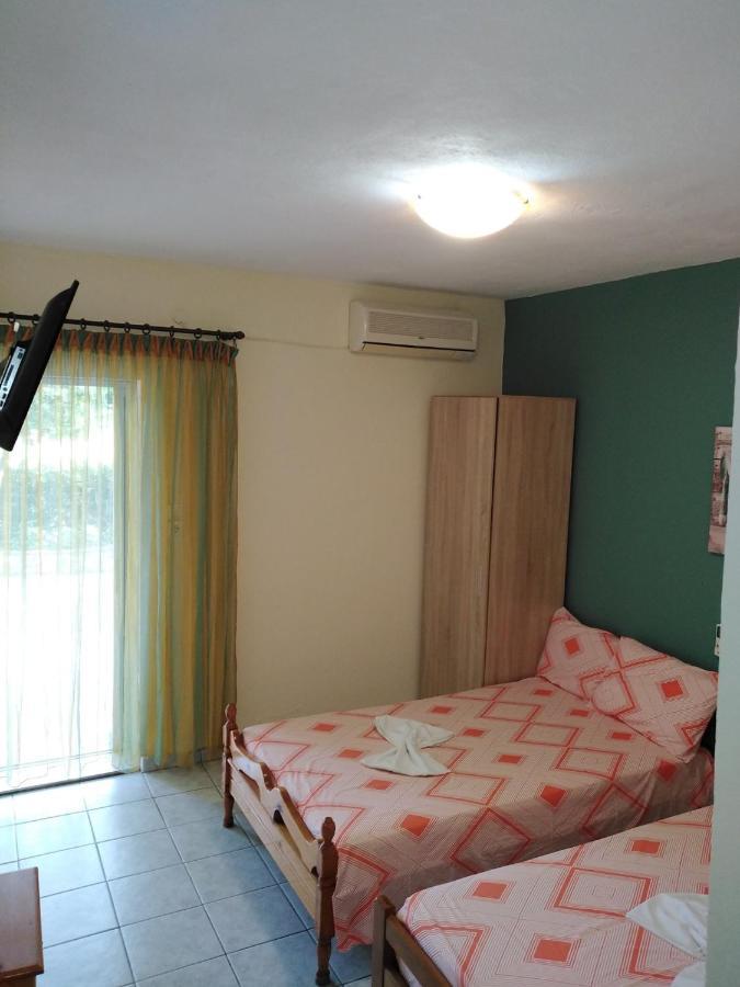 Apartments Stilos Ioannis Paralia Skotinis Exterior photo