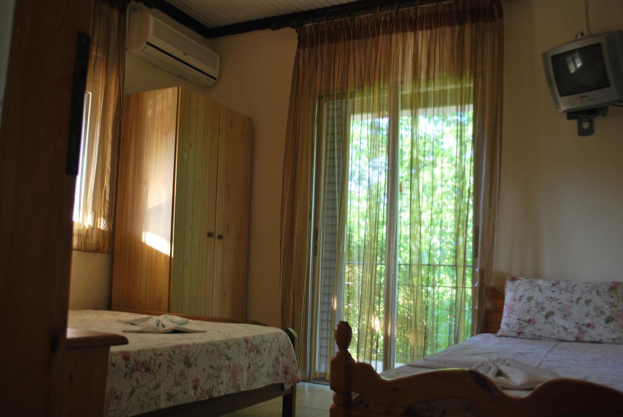 Apartments Stilos Ioannis Paralia Skotinis Exterior photo
