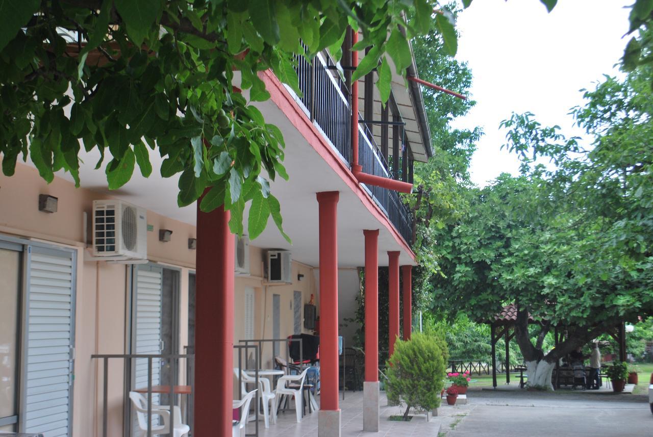 Apartments Stilos Ioannis Paralia Skotinis Exterior photo